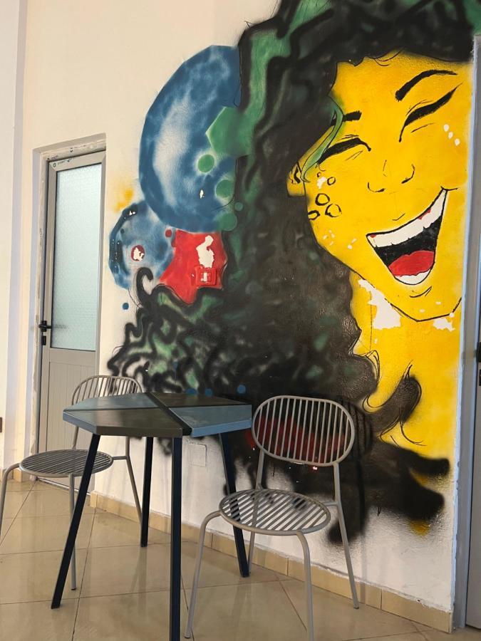 סרנדה Hostel Hasta La Vista מראה חיצוני תמונה