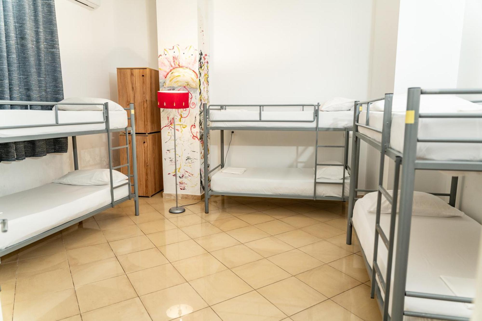 סרנדה Hostel Hasta La Vista מראה חיצוני תמונה