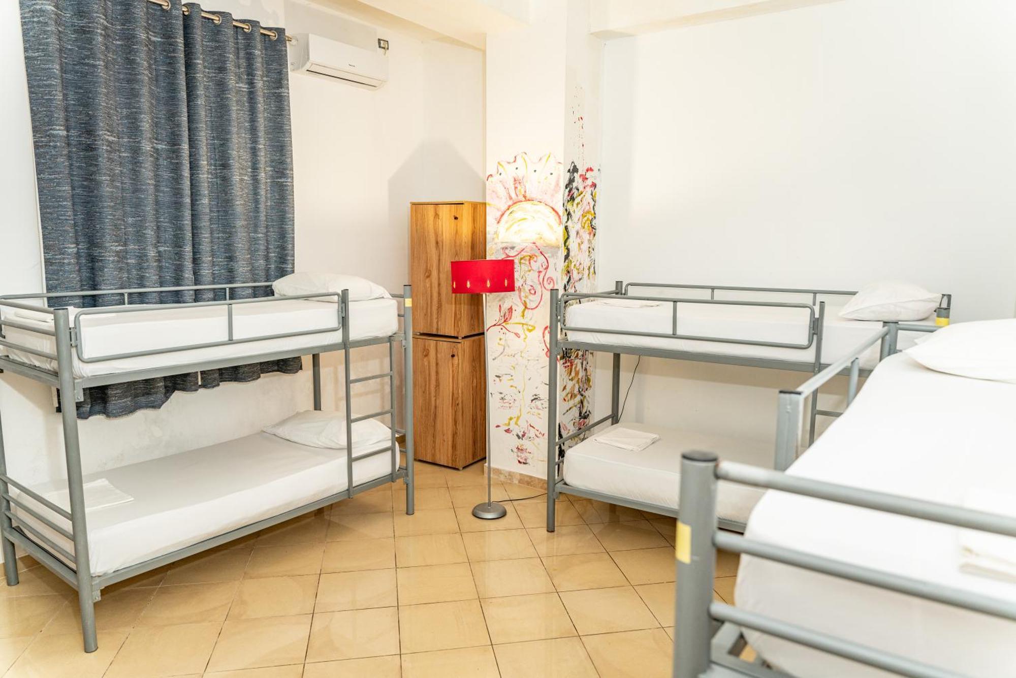 סרנדה Hostel Hasta La Vista מראה חיצוני תמונה